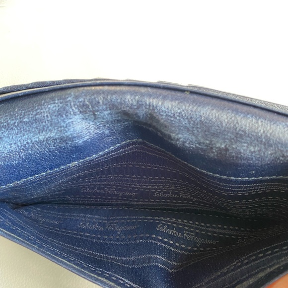 Salvatore Ferragamo men’s wallet in Navy - Picture 5 of 5